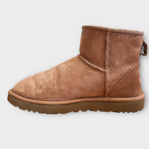 UGG Classic Mini II Women's Boots Size 8 Chestnut - Picture 2 of 11